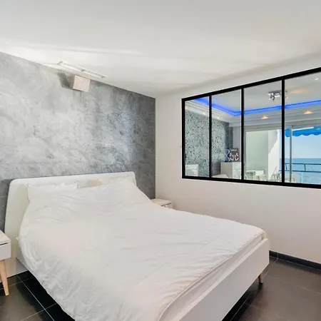 Colombier 5 *
